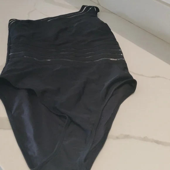 Cupshe One Shoulder Adjustable Straps Cutout Asymmetrical Swimwear Mesh blk Sz M - Picture 3 of 5